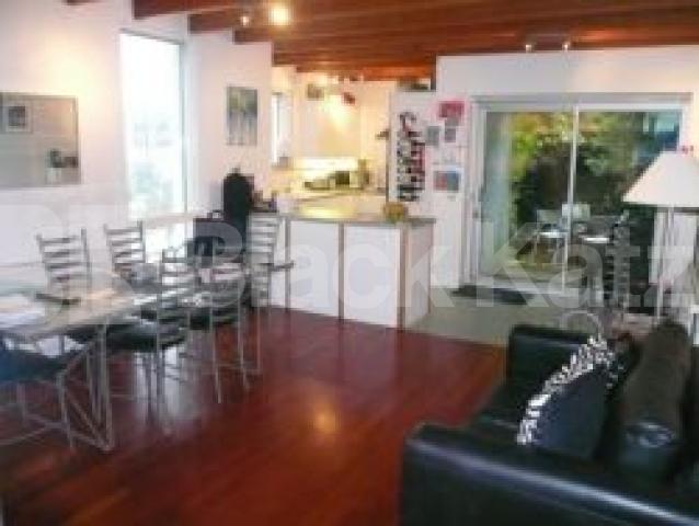 			AMAZING!!!, 2 Bedroom, 1 bath, 1 reception Flat			 Tile Kiln Lane, HIGHGATE N6